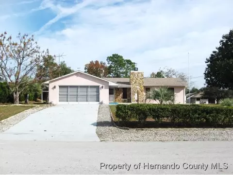 12495 Oneida St, Spring Hill, FL 34609 photo 1