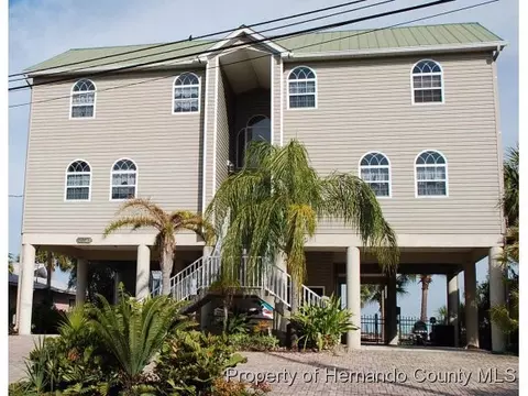 3076 Gulf Winds Cir, Hernando Beach, FL 34607 photo 1