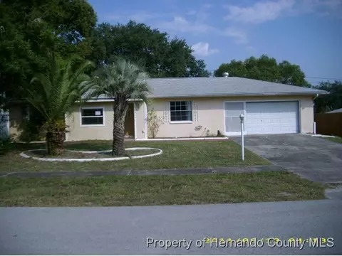 5064 Springwood Rd, Spring Hill, FL 34609 photo 1