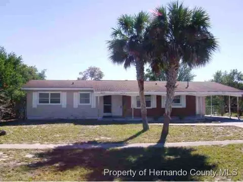 9182 Geranium Ave, Spring Hill, FL 34606 photo 1