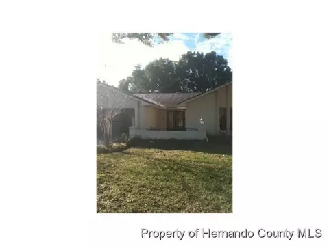 8164 Berkeley Manor Blvd, Spring Hill, FL 34606 photo 1