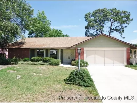 9223 Geneva St, Spring Hill, FL 34608 photo 1