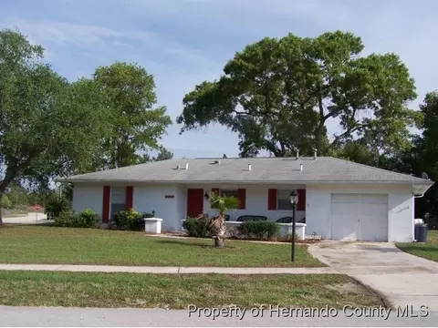 12426 Eddington Rd, Spring Hill, FL 34609 photo 1