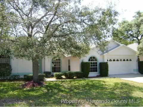 2031 Overbrook Ln, Spring Hill, FL 34606 photo 1
