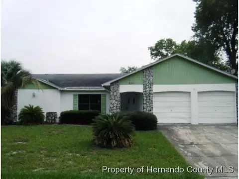 8361 Camphor Dr, Spring Hill, FL 34606 photo 1