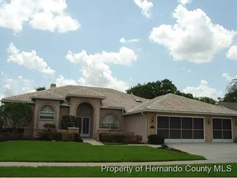 1064 Hook Dr, Spring Hill, FL 34608 photo 1