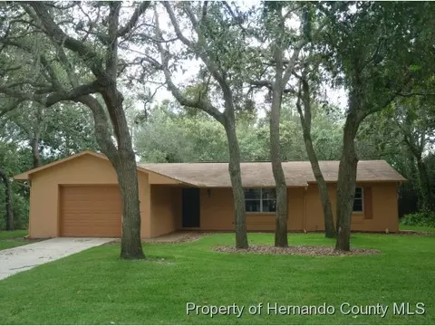 7476 Shepherd Ave, Spring Hill, FL 34606 photo 1
