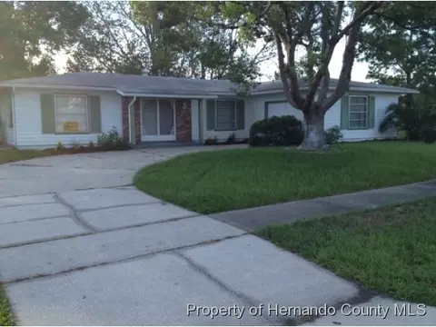 4497 Crescent Rd, Spring Hill, FL 34606 photo 1