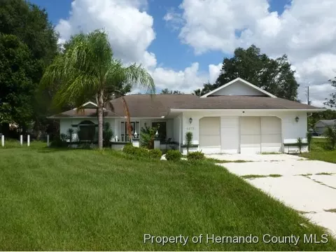8371 Berkeley Manor Blvd, Spring Hill, FL 34606 photo 1