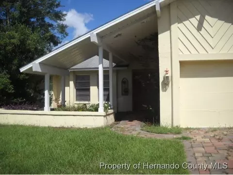 9421 Spring Hill Dr, Spring Hill, FL 34608 photo 1