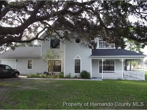 2573 Hawthorne Rd, Spring Hill, FL 34609 photo 1