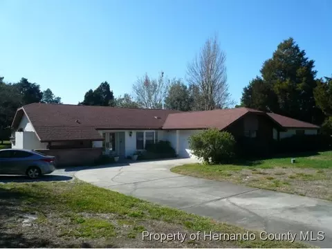 7400 Delaware Dr N, Weeki Wachee, FL 34607 photo 1