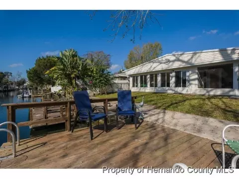5314 Ray Dr, Weeki Wachee, FL 34607 photo 1