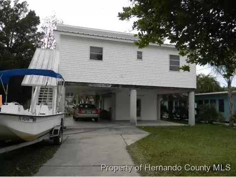 7077 Westwind St, Weeki Wachee, FL 34607 photo 1