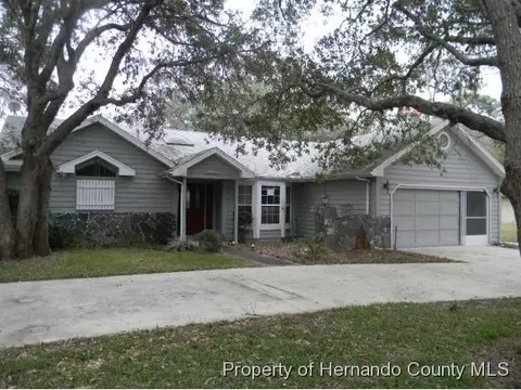 8395 Blackstone St, Spring Hill, FL 34608 photo 1