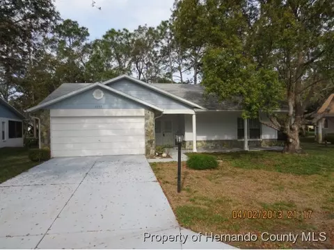 2223 Pebble Beach Dr, Spring Hill, FL 34606 photo 1