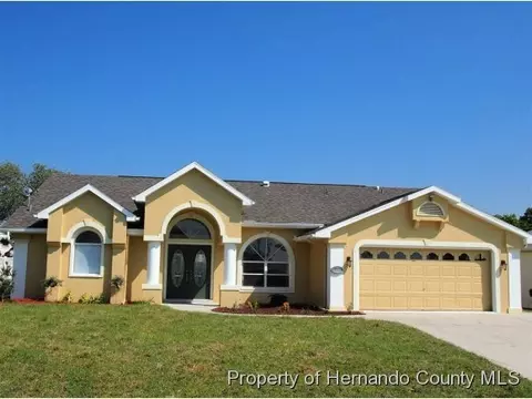 11155 Thornberry Dr, Spring Hill, FL 34608 photo 1