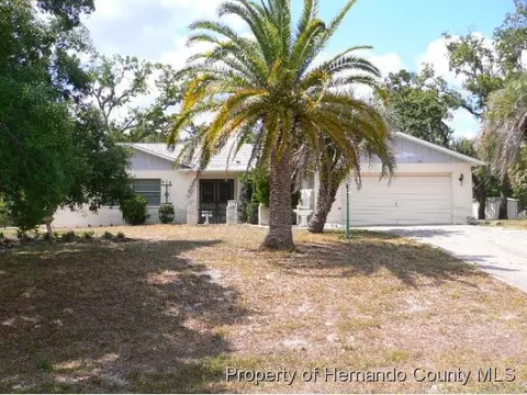 7367 Skylark Dr, Spring Hill, FL 34606 photo 1