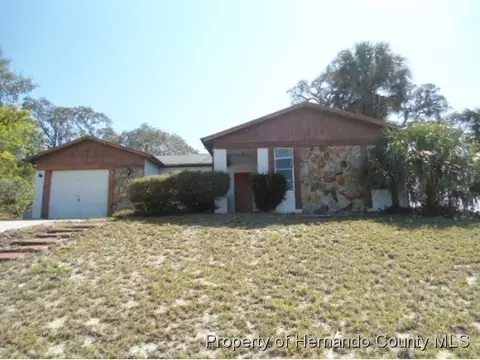 102 Daroca Ave, Spring Hill, FL 34606 photo 1