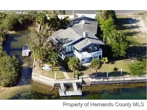 3246 Gulf Winds Cir, Hernando Beach, FL 34607 photo 1