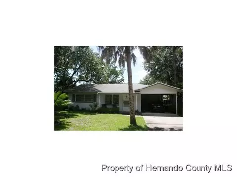 6125 Beacon Point Dr, Weeki Wachee, FL 34607 photo 1