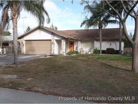 9029 Swiss Rd, Spring Hill, FL 34606 photo 1