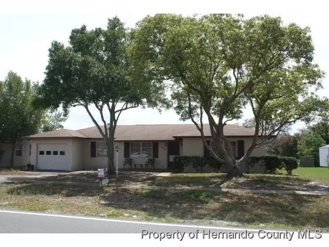7372 Pinehurst Dr, Spring Hill, FL 34606 photo 1
