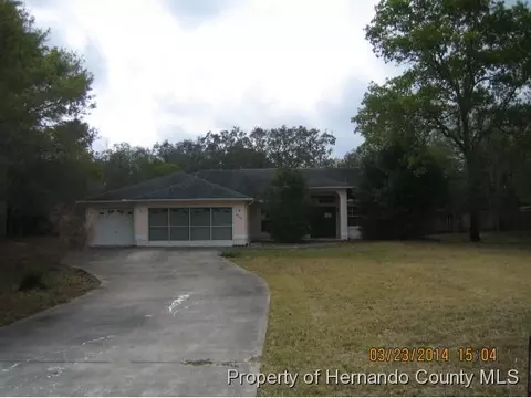18545 Firethorn Dr E, Spring Hill, FL 34610 photo 1