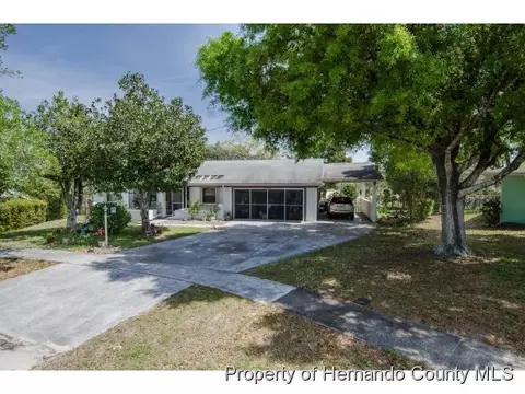 4433 Chamber Ct, Spring Hill, FL 34609 photo 1