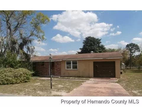 4374 Oriole Ave, Spring Hill, FL 34608 photo 1