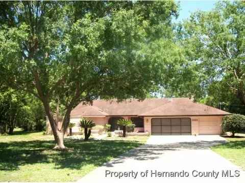 5998 Sandra Dr, Weeki Wachee, FL 34607 photo 1