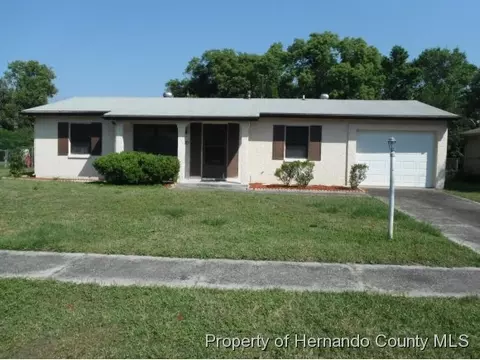 9370 Carthage Rd, Spring Hill, FL 34608 photo 1