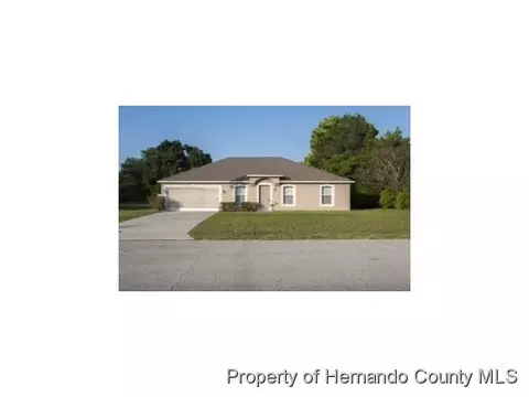 7119 Landmark Dr, Spring Hill, FL 34606 photo 1