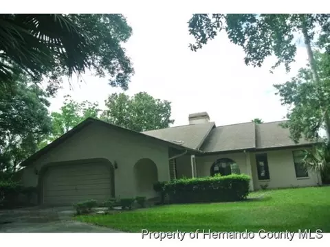 399 Edison St, Spring Hill, FL 34608 photo 1