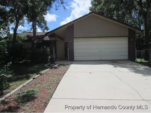 10136 Bannister St, Spring Hill, FL 34608 photo 1