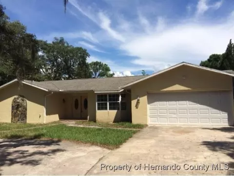 2074 Reef Ct, Spring Hill, FL 34606 photo 1