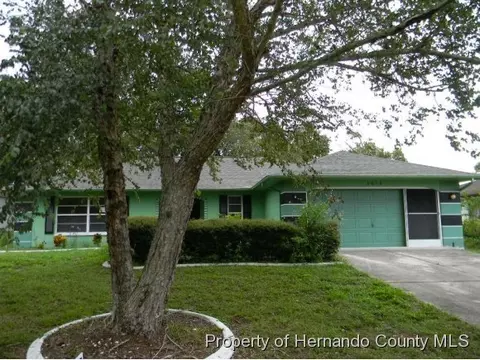 2018 Bishop Rd, Spring Hill, FL 34608 photo 1