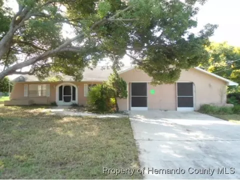 7684 Holiday Dr, Spring Hill, FL 34606 photo 1