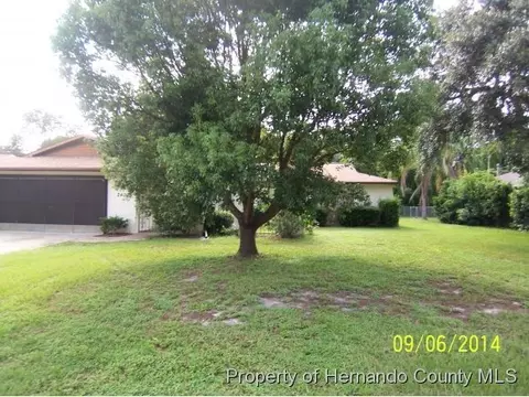 2407 Covington Ave, Spring Hill, FL 34608 photo 1