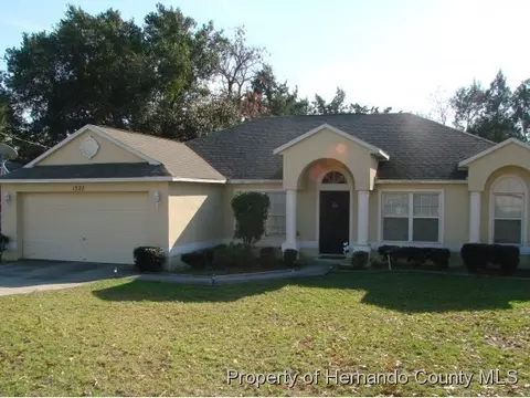 1327 Piper Rd, Spring Hill, FL 34607 photo 1