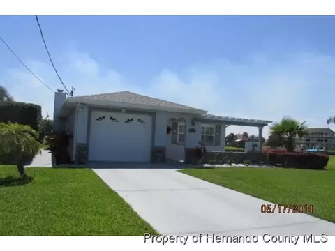 4376 5th Isle Dr, Hernando Beach, FL 34607 photo 1