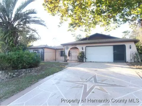10179 Lynnhaven Rd, Spring Hill, FL 34608 photo 1