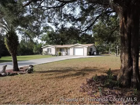 7097 Navy Dr, Spring Hill, FL 34609 photo 1