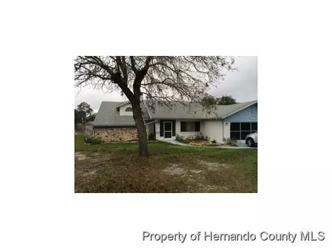 7392 Landmark Dr, Spring Hill, FL 34606 photo 1