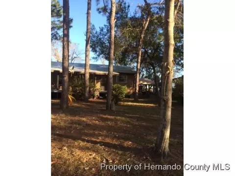 17751 Oxenham Ave, Spring Hill, FL 34610 photo 1