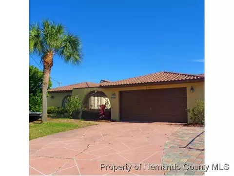 3061 Gulf Winds Cir, Hernando Beach, FL 34607 photo 1