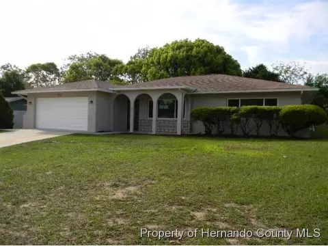 12810 Linden Dr, Spring Hill, FL 34609 photo 1