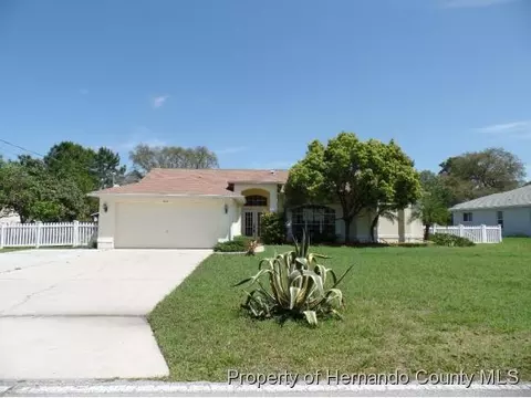 8216 Pinehurst Dr, Spring Hill, FL 34606 photo 1