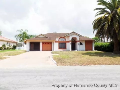4552 Breakwater Blvd, Spring Hill, FL 34607 photo 1