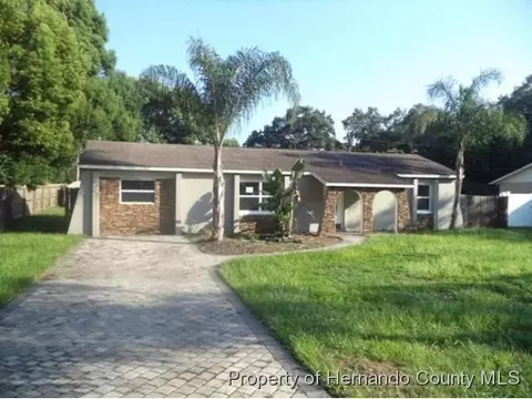 8425 Omega Ln, Spring Hill, FL 34606 photo 1
